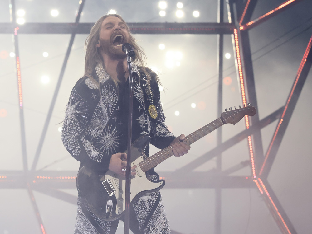 La española Chanel tercera en el Festival de Eurovisión ganado por Ucrania 2 14 de mayo de 2022, Italia, Turín: Sam Ryder de Gran Bretaña actúa