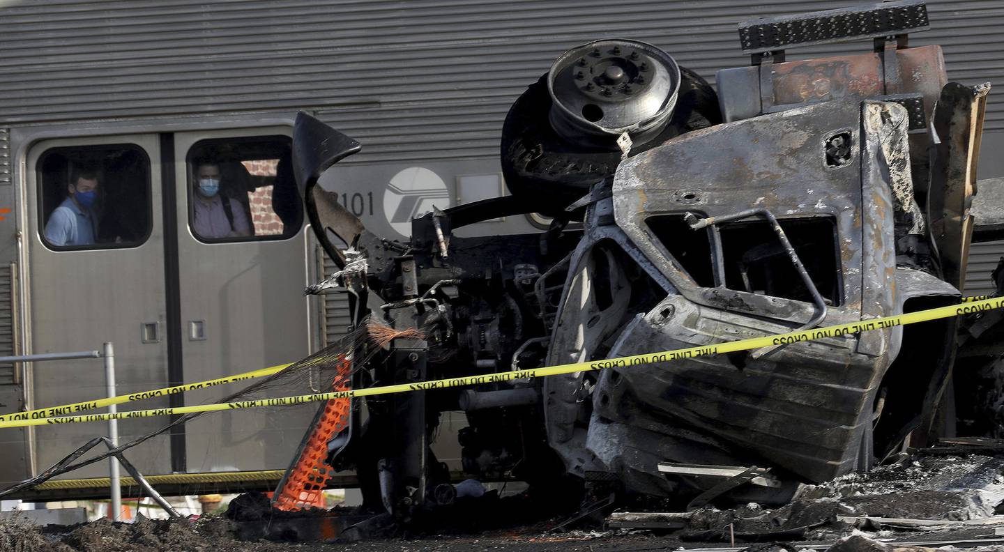 Familia de mujer muerta en accidente de Metra presenta demanda por homicidio culposo 2 1656393307 910 Familia de mujer muerta en accidente de Metra presenta demanda