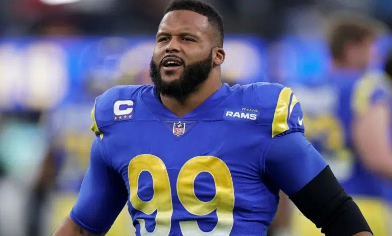 Aaron Donald: Los Angeles Rams convierte al tackle defensivo en el no mariscal de campo mejor pagado de la historia | Noticias de la NFL 1 Aaron Donald: Los Angeles Rams convierte al tackle defensivo en el no mariscal de campo mejor pagado de la historia | Noticias de la NFL
