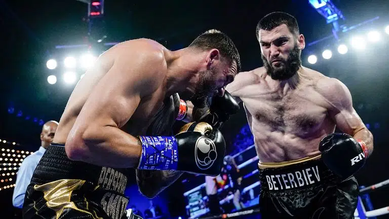 Artur Beterbiev derriba a Joe Smith Jr tres veces en la victoria | Vídeo | Ver programa de televisión 1 Sky Sports