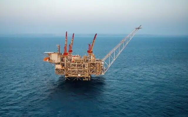 Costa norte de Israel bajo amenaza de contaminación atmosférica masiva 1 Leviathan natural gas rig off the coast of Haifa, Israel