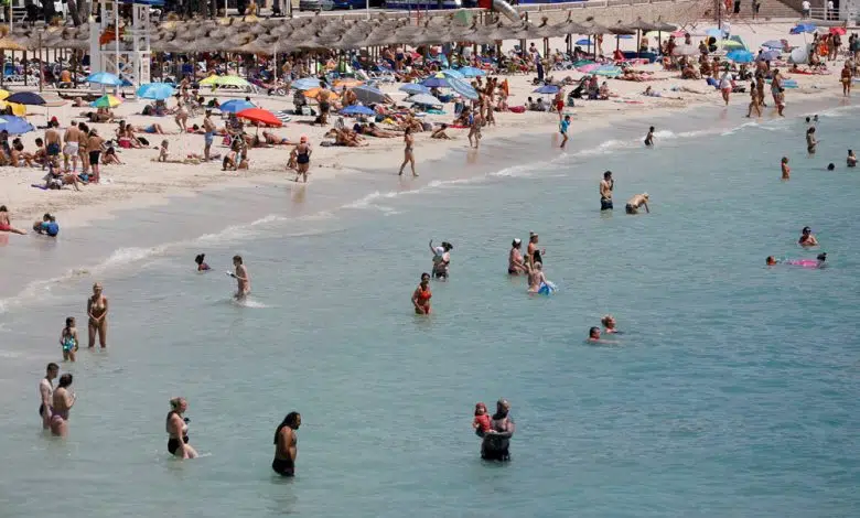 España se sofoca mientras Francia se prepara para la ola de calor previa al verano 1 España se sofoca mientras Francia se prepara para la ola de calor previa al verano