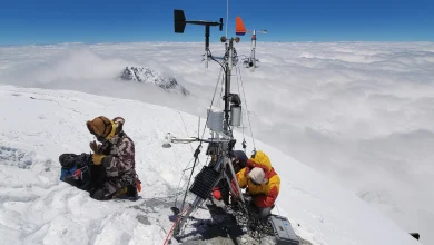 Estación meteorológica de próxima generación instalada cerca de la cumbre del Everest