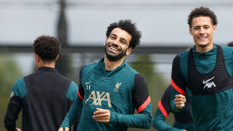 Mohamed Salah firma un nuevo contrato de larga duración en el Liverpool para acabar con las especulaciones sobre su futuro en Anfield | Noticias de futbol 3 Mo Salah