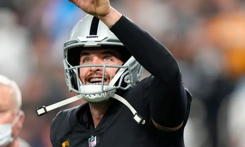 Derek Carr: el mariscal de campo de Los Raiders de Las Vegas vuelve a firmar | Noticias de la NFL 1 Derek Carr: el mariscal de campo de Los Raiders de Las Vegas vuelve a firmar | Noticias de la NFL