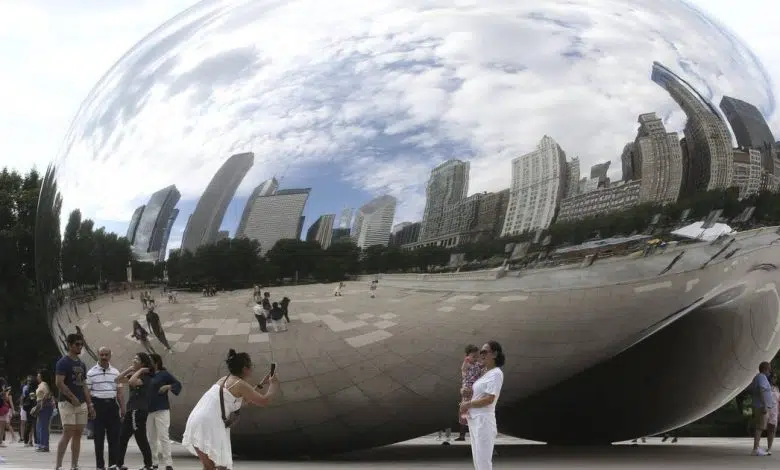El turismo de Chicago cierra, pero aún está por debajo de los niveles de 2023 1 El turismo de Chicago cierra, pero aún está por debajo de los niveles de 2019