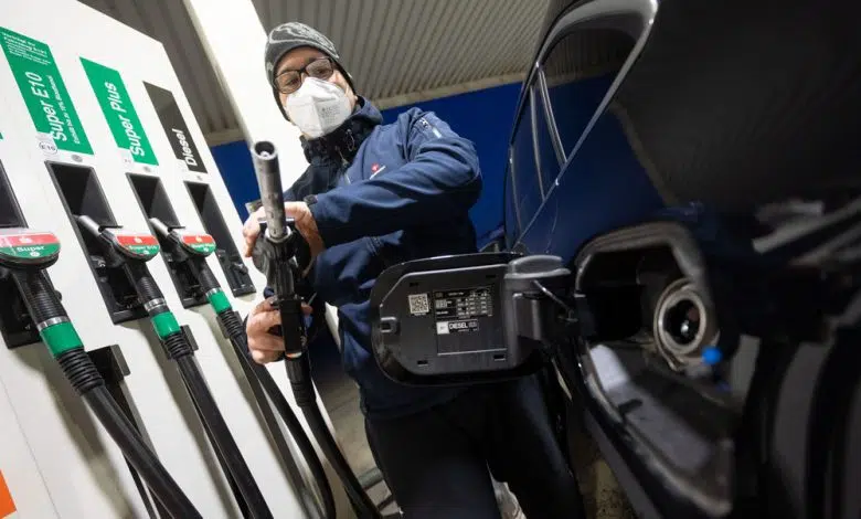 Electricidad, combustibles y alimentos empujan la inflación española al 7,6% 1 Electricidad, combustibles y alimentos empujan la inflación española al 7,6%