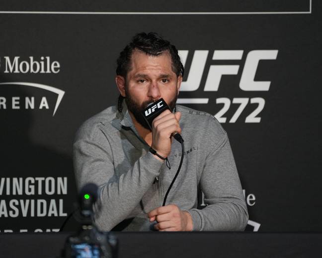 Drake hace una apuesta de $ 2.3 millones de UFC en la cartelera de Londres 2 Imagen: Alami