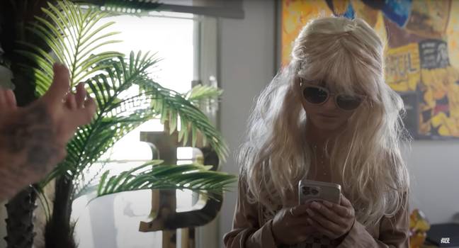 Jake Paul publica un video burlándose de Tommy Fury, su novia Molly May y su padre John 3 Crédito: YouTube/Jack Paul