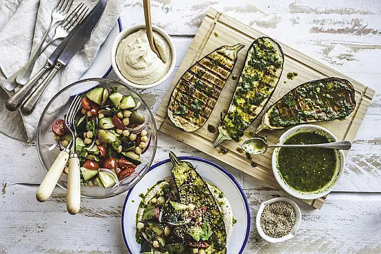 Comidas vegetarianas de verano fáciles y deliciosas que ayudarán a ampliar su presupuesto para alimentos 1 Comidas vegetarianas de verano fáciles y deliciosas que ayudarán a ampliar su presupuesto para alimentos