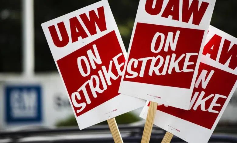 UAW cancela huelga por aumento salarial en convención anual - Chicago Tribune 1 UAW cancela huelga por aumento salarial en convención anual - Chicago Tribune