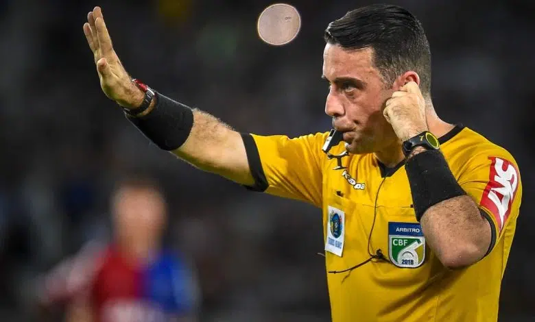 Árbitro fuera antes del Mundial de Qatar 1 Árbitro fuera antes del Mundial de Qatar