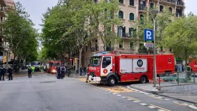 Cuatro heridos en la explosión de un bar en Barcelona