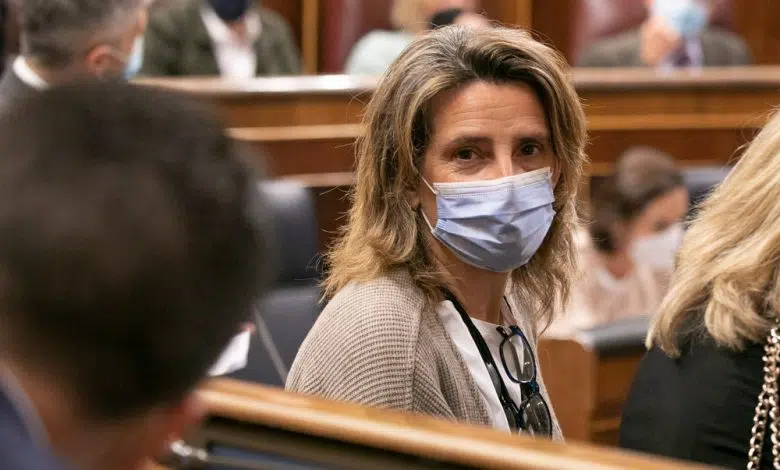 España apunta a limitar los precios de la electricidad de la UE a 180 EUR/MWh 1 España apunta a limitar los precios de la electricidad de la UE a 180 EUR/MWh