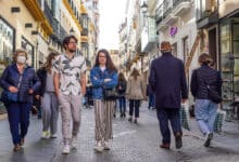 España lista para decir adiós a las mascarillas interiores obligatorias