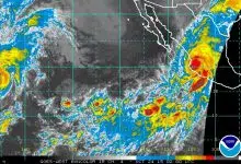 Huracán Patricia golpea a México como una de las tormentas más fuertes jamás registradas