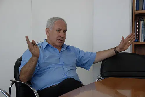 La tierra negra del primer ministro israelí, mientras que Green Goes Worthy Organización 1 benjamin netanyahu israel prime minister