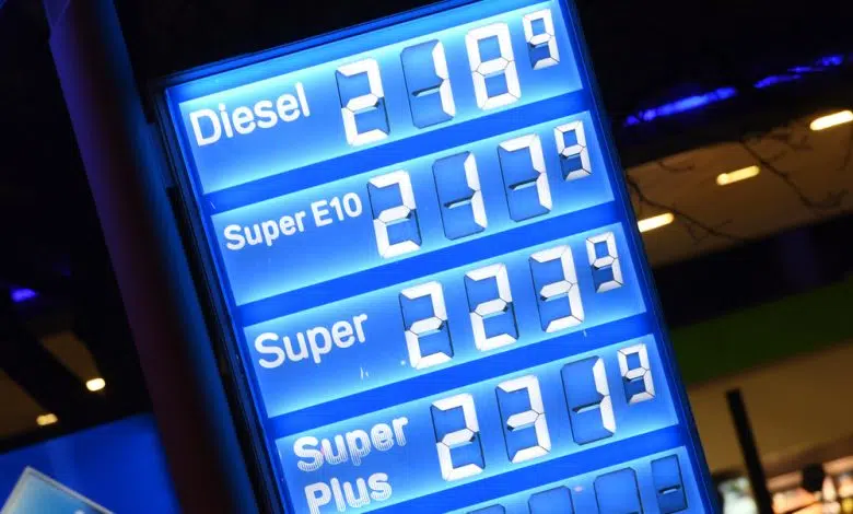 Los precios del petróleo suben cuando EE. UU. prohíbe las importaciones de crudo ruso 1 Los precios del petróleo suben cuando EE. UU. prohíbe las importaciones de crudo ruso