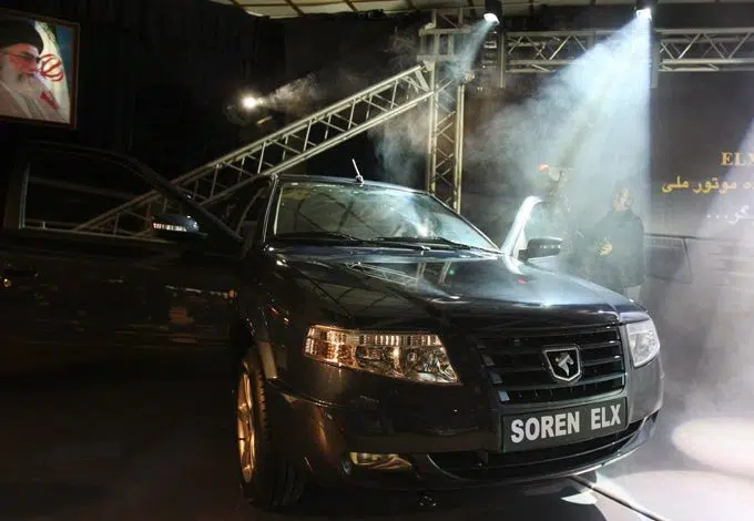 Potente sedán de gasolina de 150 hp de Irán 1 Potente sedán de gasolina de 150 hp de Irán