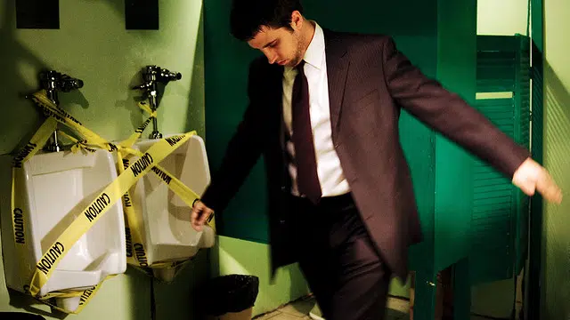 Tu orina puede alimentar el Ecobot III 1 caution-tape-urinal