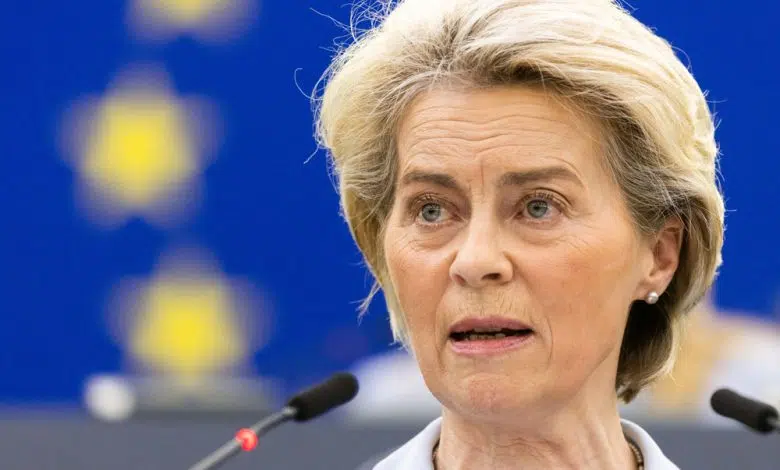 Von der Leyen y Borrell de EU toman tren a Kyiv 1 Von der Leyen y Borrell de EU toman tren a Kyiv