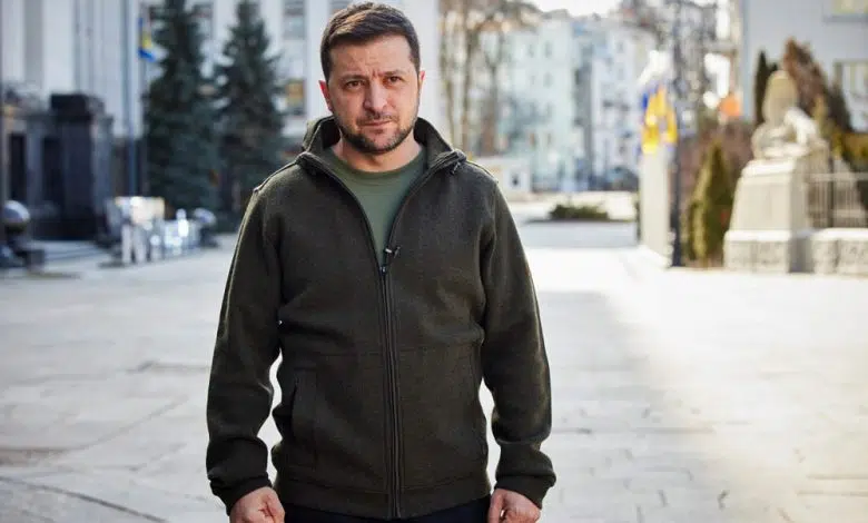 Zelensky apela al público ruso, diciendo que los cuerpos de los soldados están amontonados 1 Zelensky apela al público ruso, diciendo que los cuerpos de los soldados están amontonados