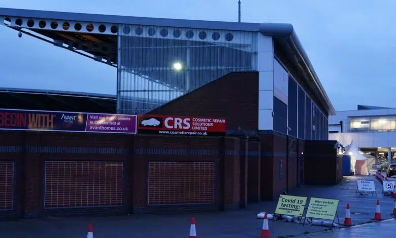 FA investiga acusaciones de abuso racista por parte de un seguidor durante el amistoso Chesterfield-Bradford | Noticias de futbol 1 A general view of Chesterfield FC's ground, the Technique Stadium.