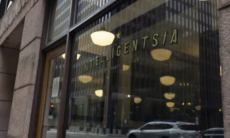 Trabajadores de Intelligentsia Coffee votan para sindicalizar cinco ubicaciones en Chicago - Chicago Tribune 1 Trabajadores de Intelligentsia Coffee votan para sindicalizar cinco ubicaciones en Chicago - Chicago Tribune