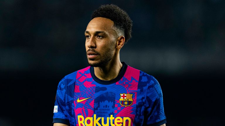 Jules Kounde no se registró para el primer partido de la Liga de Barcelona contra el Rayo Vallecano | Noticias de futbol 3 Pierre-Emerick Aubameyang de Barcelona
