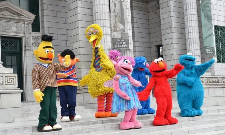 Barrio Sésamo acoge ayuntamiento para que los niños hagan preguntas sobre el racismo 1 Barrio Sésamo acoge ayuntamiento para que los niños hagan preguntas sobre el racismo