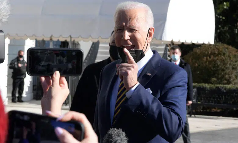 Biden insulta al reportero de Fox News Peter Ducey en el micrófono caliente 1 Biden insulta al reportero de Fox News Peter Ducey en el micrófono caliente