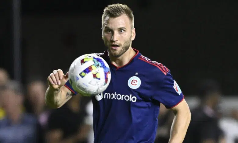 Capper Przybirko, delantero del Chicago Fire, vende Orland Park 1 Capper Przybirko, delantero del Chicago Fire, vende Orland Park