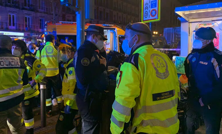 Dos chicos, de 15 y 25 años, asesinados a puñaladas en una pelea de bandas en Madrid 1 Dos chicos, de 15 y 25 años, asesinados a puñaladas en una pelea de bandas en Madrid