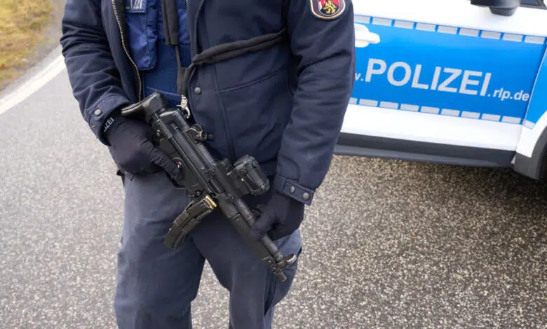 Dos policías inician cacería humana tras ser asesinados a tiros en Alemania 1 Dos policías inician cacería humana tras ser asesinados a tiros en Alemania