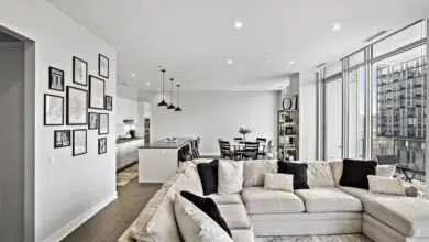 El exjugador de los Phoenix Suns, Alec Peters, vende su condominio en North River 10 El exjugador de los Phoenix Suns, Alec Peters, vende su condominio en North River