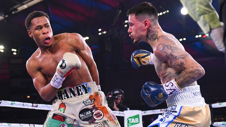 El promotor Bob Arum dice que Vasiliy Lomachenko será campeón mundial indiscutible a principios de 2023 2 boxeo