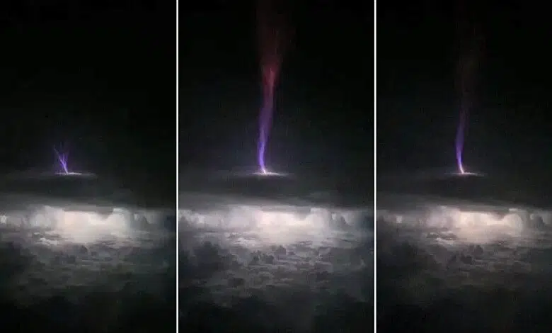 El rayo jet gigante más poderoso de la historia 1 Three sequential photos of a