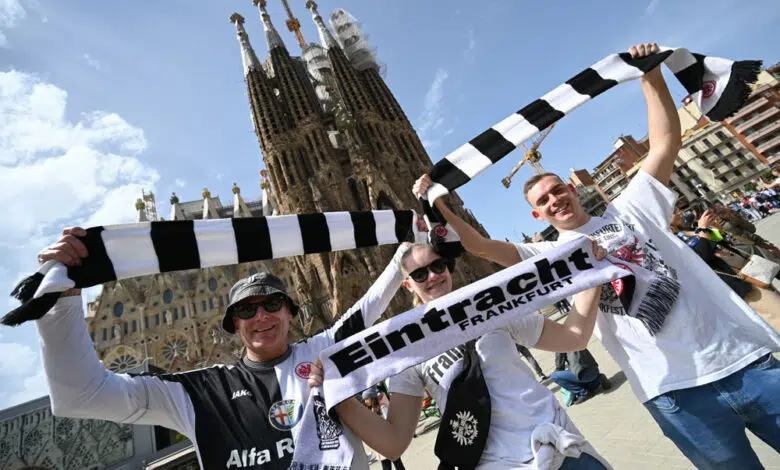 Laporta culpa a la afición del Barcelona de la presencia del Eintracht 1 Laporta culpa a la afición del Barcelona de la presencia del Eintracht