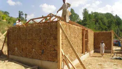 Las casas de paja de las microfinanzas en Pakistán son a prueba de golpes 13 pakistan environmental energy efficient house