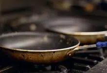 kolbotek frying pan neoflam, mom hitting pan
