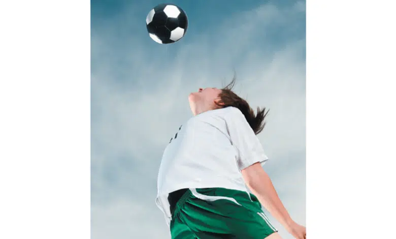 Los cabezazos de fútbol causan más daño cerebral a las jugadoras 1 Los cabezazos de fútbol causan más daño cerebral a las jugadoras