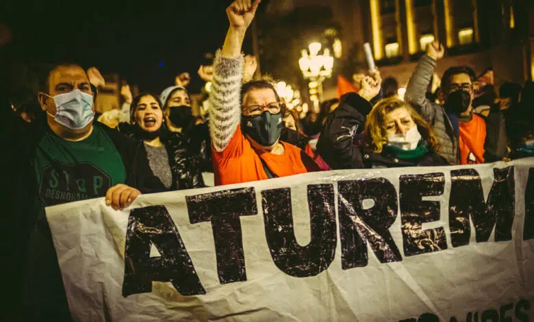 Los precios de la electricidad en España alcanzan máximos históricos el jueves 1 Los precios de la electricidad en España alcanzan máximos históricos el jueves