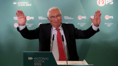 Los socialistas en el poder ganan la mayoría absoluta en las elecciones portuguesas