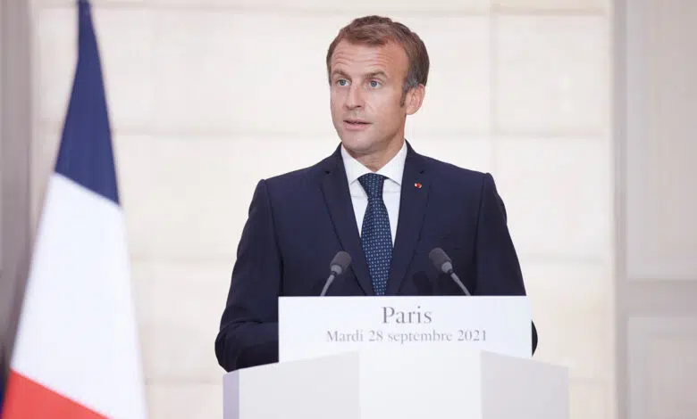 Macron pide precaución y agradece a los cuidadores en mensaje de Navidad 1 Macron pide precaución y agradece a los cuidadores en mensaje de Navidad
