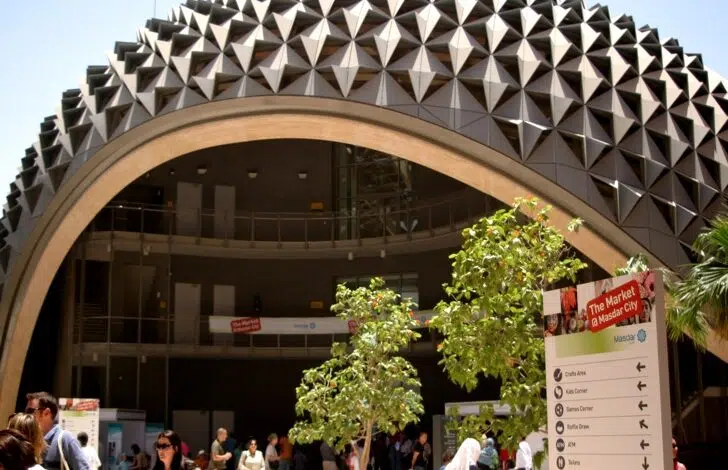 Masdar aspira a convertirse en un maestro de los materiales de construcción sostenibles 1 masdar city, energy efficiency, building materials, eco building, green building, sustainable building, green architecture, eco architecture, fraunhofer, solar energy