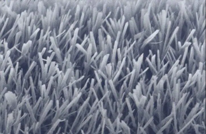 Paneles solares autolimpiables 1 self-wash-solar-panel