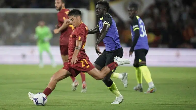 Tottenham Hotspur 0 - 1 Roma 1 Paulo Dybala de la Roma debuta en Israel