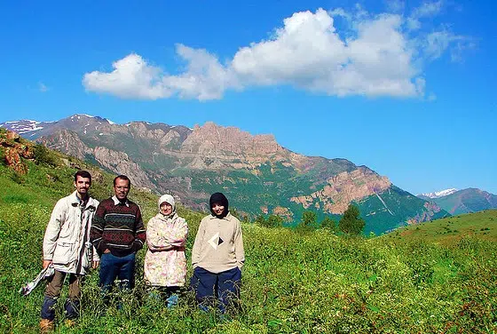 Vigilantes de las montañas en Irán - Green Prophet 1 iran-Alborz-mountains