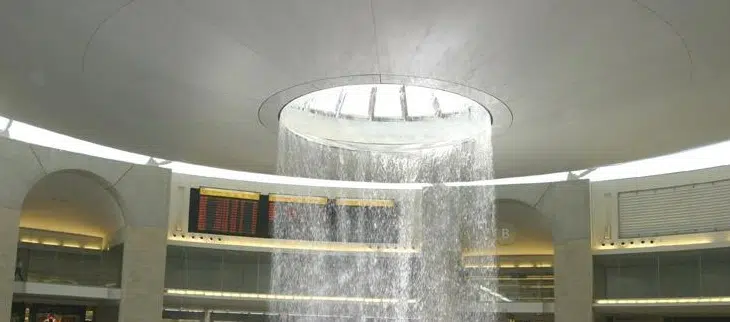 Vuela con el sol en el aeropuerto Ben Gurion de Israel 1 ben-gurion-airport-water-sculpture-israel