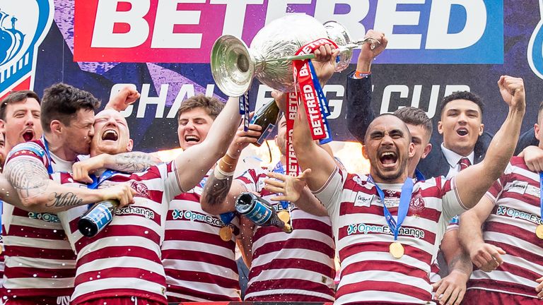 Wigan Warriors une al club y la comunidad: 'se trata de retribuir' | Noticias de la Liga de Rugby 3 El Wigan celebra su vigésima victoria récord en la Challenge Cup en mayo